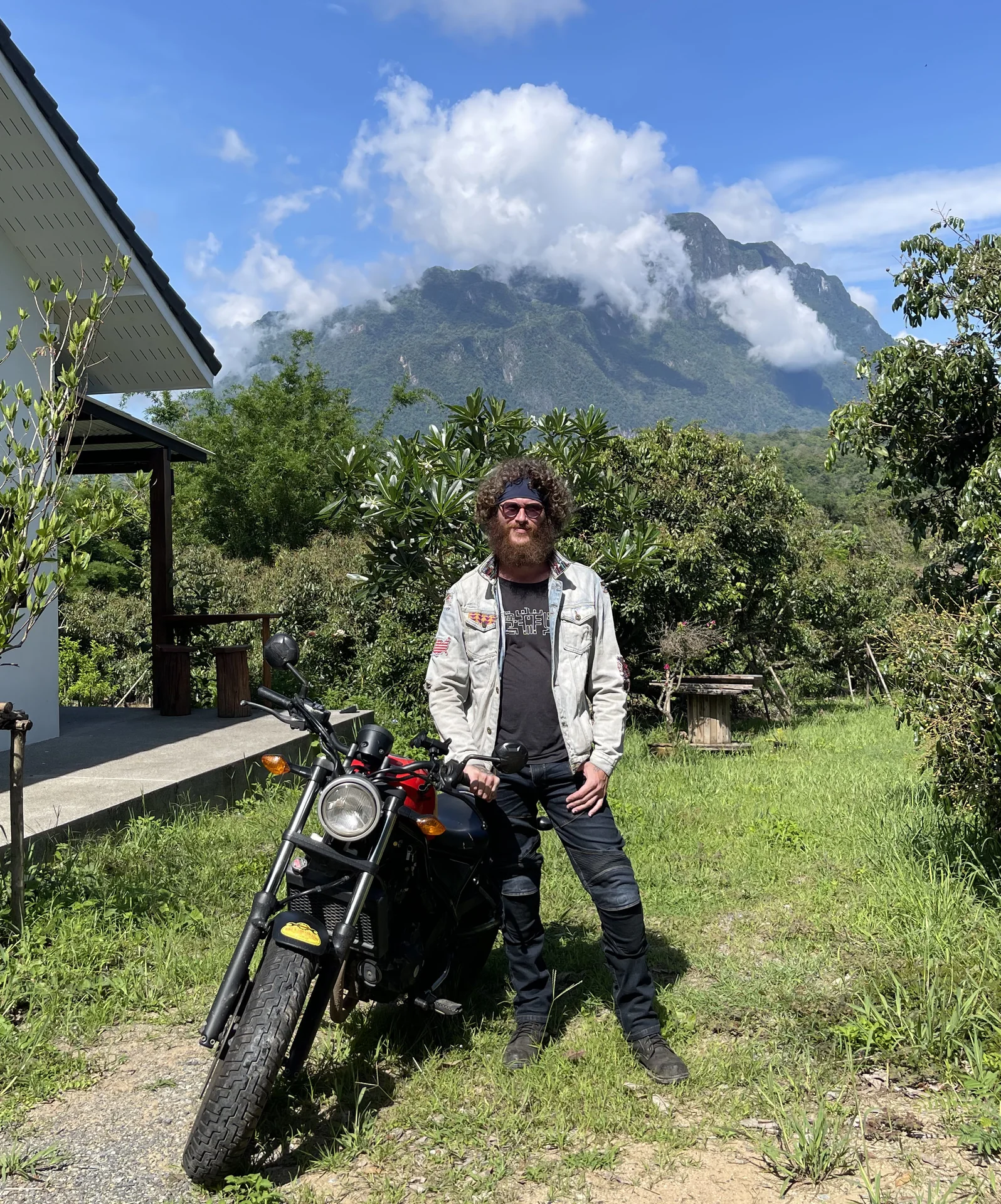 Couple sharing vows in a sunny Colorado field